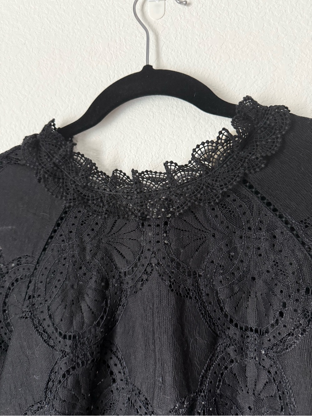 Sezane Bianca Blouse - Picture 5 of 6